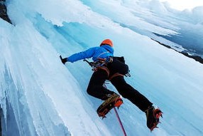 -英超变幻莫测：逆境中展现斗志与勇气，zaker 英超