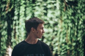 华体会网址-男子接力战力十足 强势摘银，男子接力选手